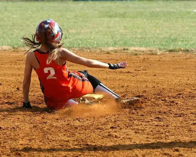 softball sliding